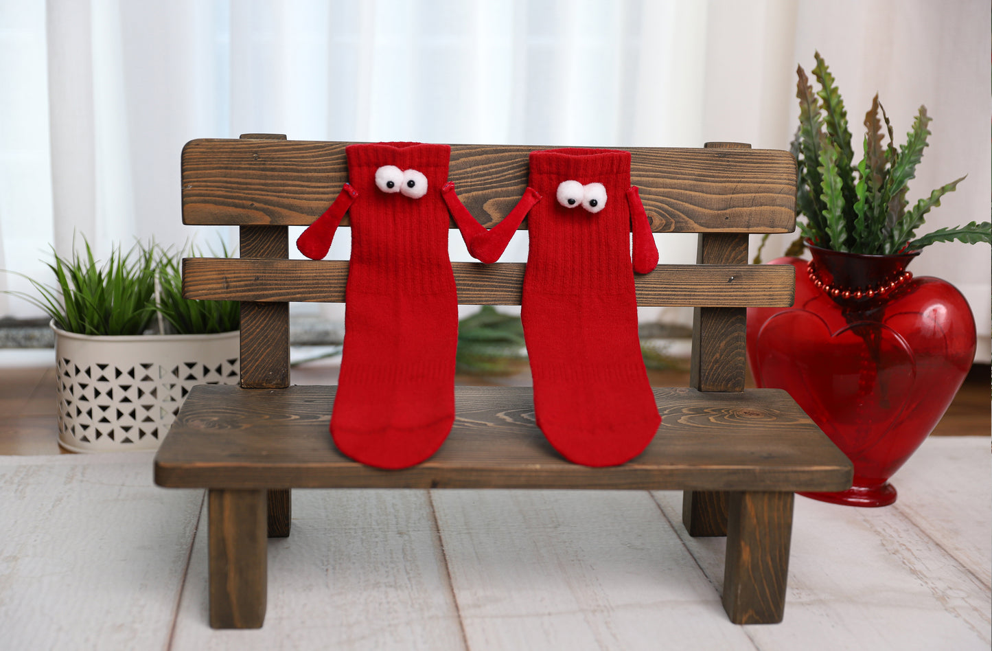 Red Magnetic Socks that Holding Hands Couple Socks for Valentine's Day